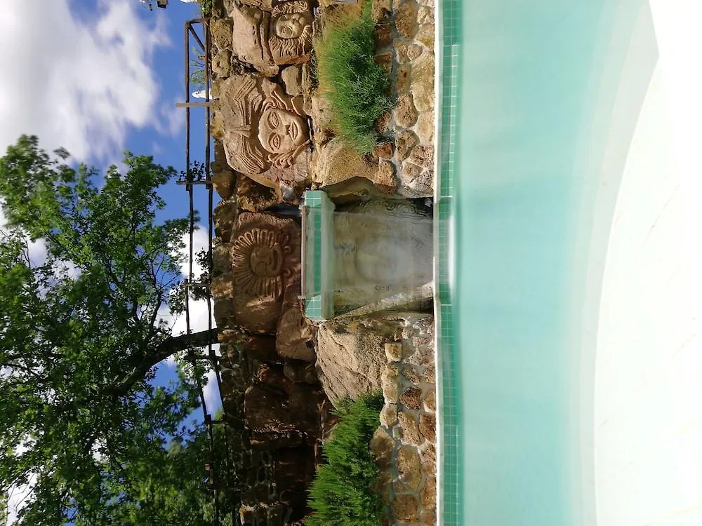 Aparthotel Villaggio Le Querce Sorano