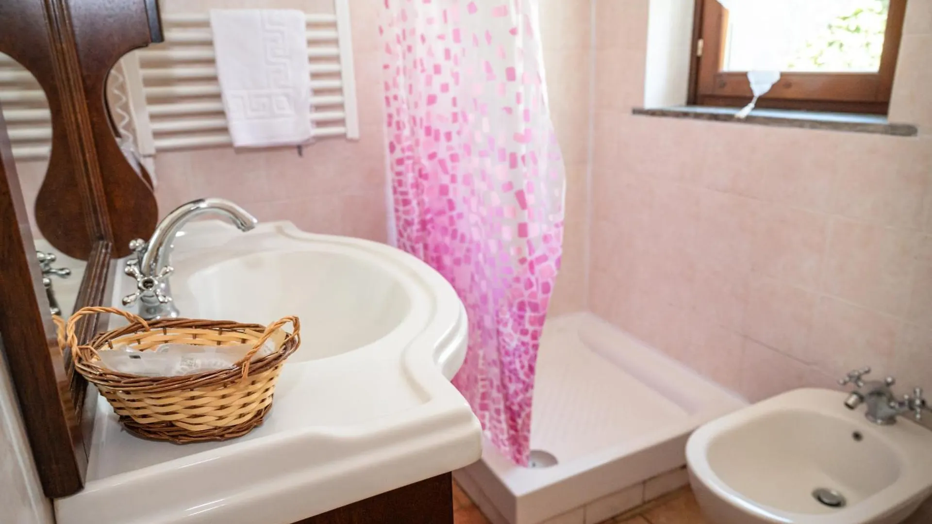 Villaggio Le Querce Sorano  Aparthotel
