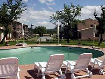 Villaggio Le Querce Sorano  Aparthotel