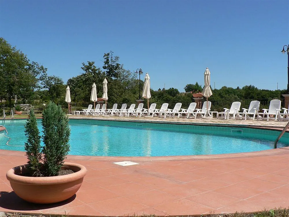 Villaggio Le Querce Sorano  Sorano (Grosseto)
