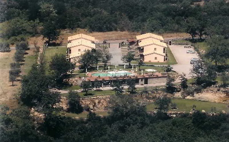**** Hotel apartamentowy Villaggio Le Querce Sorano  Włochy